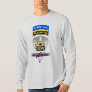 Gedenken an den Im Flugzeug Ranger Jumpmaster T-Shirt