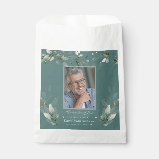 Gedenkfeier zum Foto des grünen Mannes Geschenktütchen (Vorderseite)