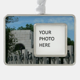 Gedenkfeiern des Zweiten Weltkriegs in Washington Rahmen-Ornament Silber