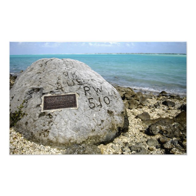 Gedenkstätte für Kriegsgefangene auf Weckend Insel Fotodruck (Vorne)