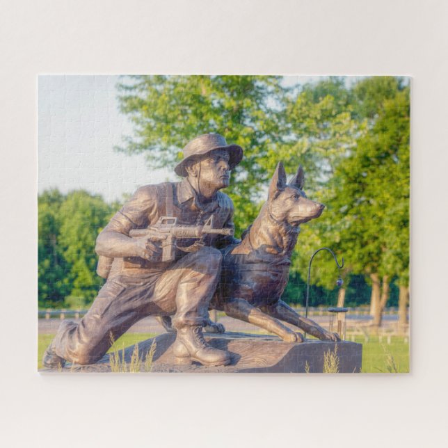 Gedenkstätte für Militärhunde (Horizontal)