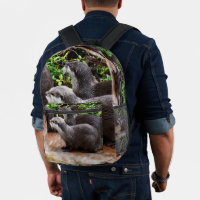 **"Geduld am Wasser: Zwei kleine graue Otters