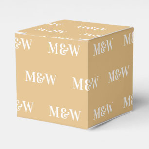 Geeignet für ein weißes Monogramm Kamelgeschenk Geschenkschachtel