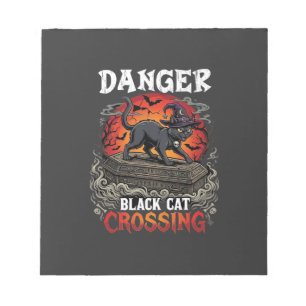 Gefahr Schwarze Katze überquert Halloween Hexenhut Notizblock