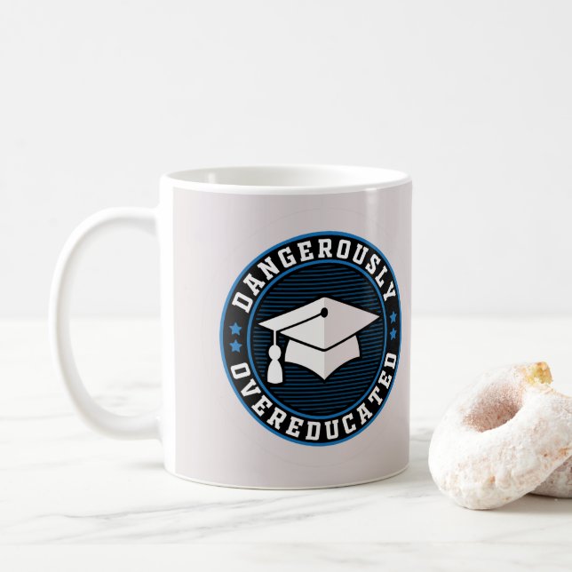 gefährlich übergebildet kaffeetasse (Mit Donut)