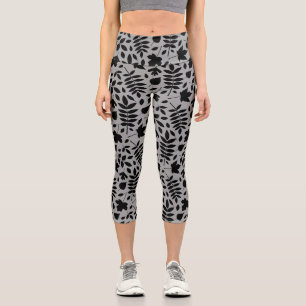 Gefallene Blätter Lg Muster Schwarz auf Grau Capri Leggings