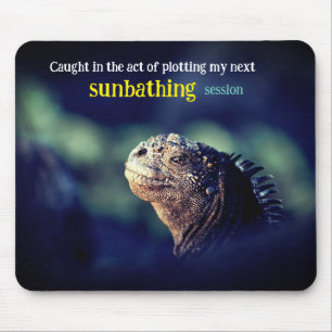 Gefangen in der Tat Marine-Leguana Mousepad