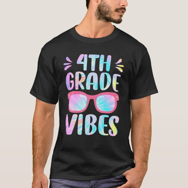 Gefärbte Krawatte 4. Klasse Vibes Vierter Platz 1 T-Shirt (Vorderseite)