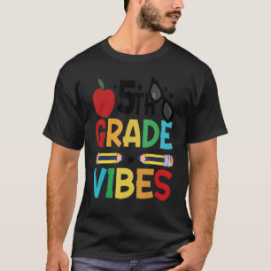Gefärbte Krawatte 5th Grade Vibes Fünfte Klasse Pl T-Shirt