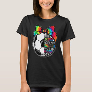 Gefärbte Krawatte Diese Mama Liebe ihre Fußball-Gi T-Shirt