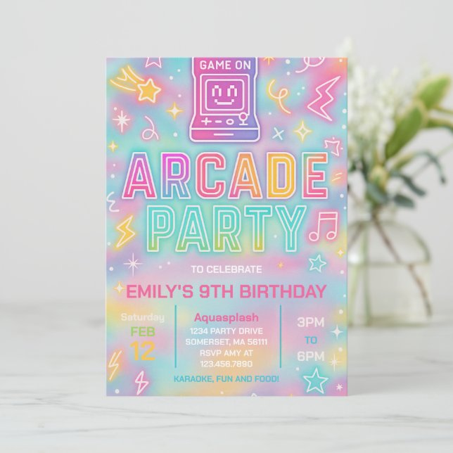 Gefärbte Krawatte Neon Glow Arcade Party Geburtsta Einladung (Stehend Vorderseite)