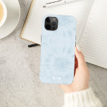 Gefärbte Krawatte | Pastel Blue Modern Stylish Mon Case-Mate iPhone 14 Hülle<br><div class="desc">Eine einfache gefärbte Krawatte mit einer weichen pastellblauen Farbpalette. Das perfekte Trend Geschenk oder Accessoire kann einfach mit Ihrem Namen, Initialen, Monogramm, Hashtag oder Slogan angepasst werden! Krawatte-Dye macht gerade ein großes Comeback und ist offiziell der größte Trend des Jahres! Wir denken, Krawatte-Färbung ist völlig krass und der psychedelische Ausdruck...</div>