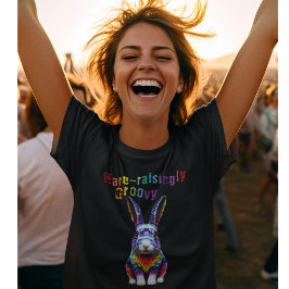 Gefärbte Krawatte Rabbit Groovy Hare Retro Bunny T-Shirt