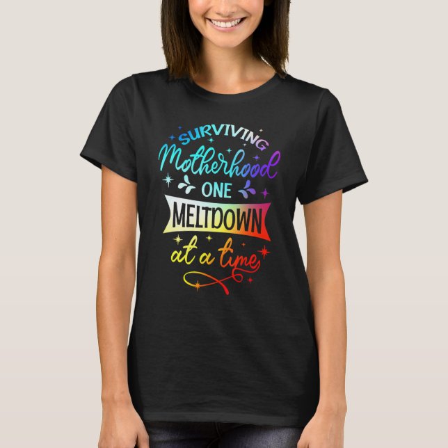 Gefärbte Krawatte überlebt Mutterschaft eine Kerns T-Shirt (Vorderseite)