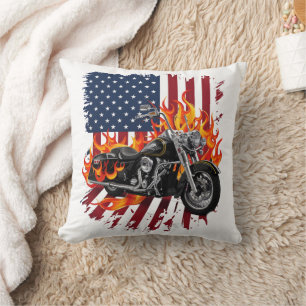 Geflammtes Fahrrad unter amerikanischer Flagge Kissen