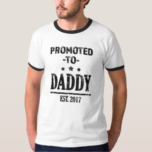 Gefördert Vati-Shirt der Männer des Vatis 2017 z T-Shirt
