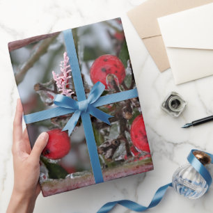 Gefrorene Beeren an einem Baumzweig Foto Geschenkpapier