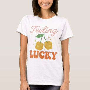 Gefühl Lucky Cherries Retro St. Patrick's Day T-Shirt
