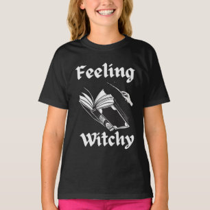 Gefühl Witchy Zauberbuch lustige Halloween Hexe T-Shirt