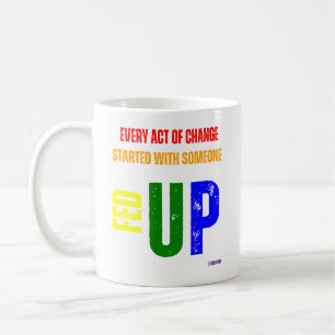 Gefüttert und aufgebrannt kaffeetasse