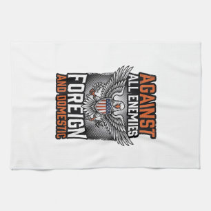 Gegen alle Feinde Patriotischer Adler-Shirt-Design Geschirrtuch