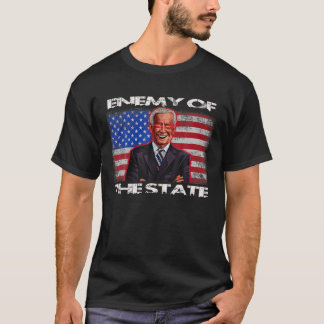 Gegner von Staat Trump zitiert amerikanische Patri T-Shirt