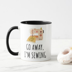 Geh weg, ich sehe lustiges Stricken Tasse