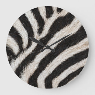 Geh wild Zebra Streifen Schwarz Weiß Faux Fell Opt Große Wanduhr