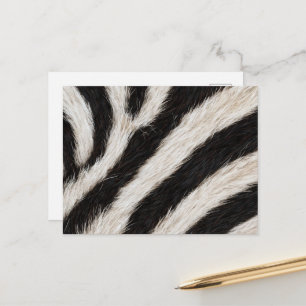 Geh wild Zebra Streifen Schwarz Weiß Faux Fell Opt Postkarte