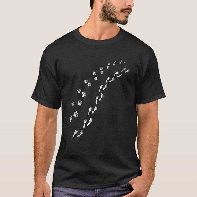 Gehen Sie mit dem Hund T-Shirt (Vorderseite)