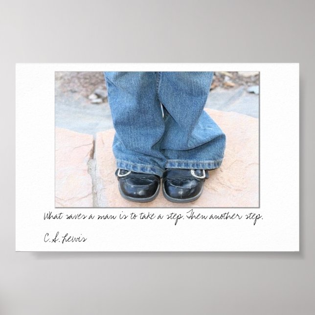 Gehen Sie noch einen Schritt weiter Poster (Vorne)