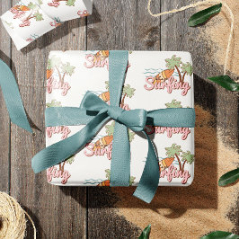 Gehen wir zum Surfen Sommersurfboard Muster Geschenkpapier