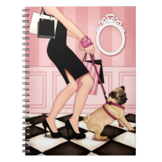 Gehende Chicdame ihr Mops Notizblock