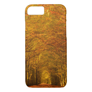 Gehweg durch den Wald in Herbst iPhone 7 Case-Mate iPhone Hülle