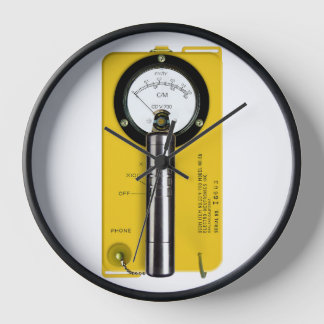 Geiger Counter Wall Clock - CDV 700 Uhr