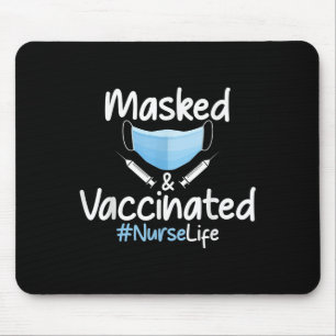 Geimpftes, lustiges grafisches Zitat geimpft Maske Mousepad