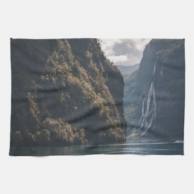 Geiranger Fjord Norwegen Geschirrtuch (Horizontal)