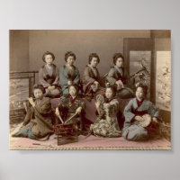 Geisha Girls spielen Musikinstrumente