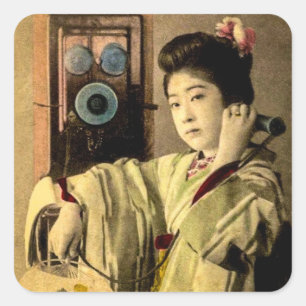 Geisha macht einen Mitternachtsanruf an einen gehe Quadratischer Aufkleber
