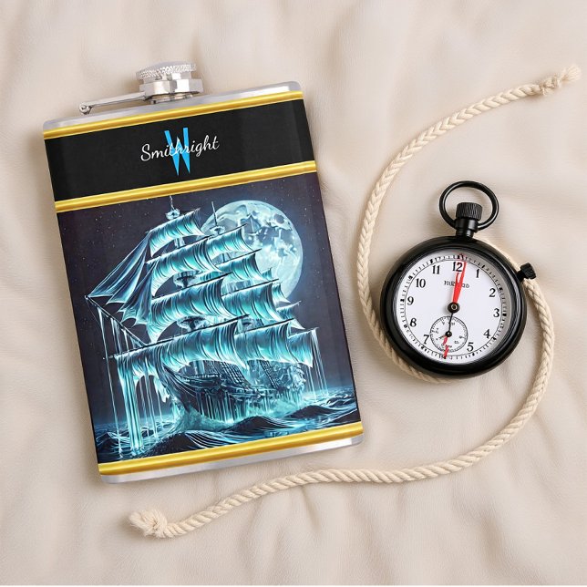 Geistige Piratensegel unter leuchtendem Vollmond Flachmann (Von Creator hochgeladen)