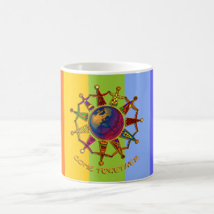 Gekommene zusammen Leute   chakren Farben Kaffeetasse