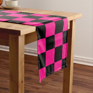Gekreuzte Quadrate mit rosa, geometrischem Retro Großer Tischläufer