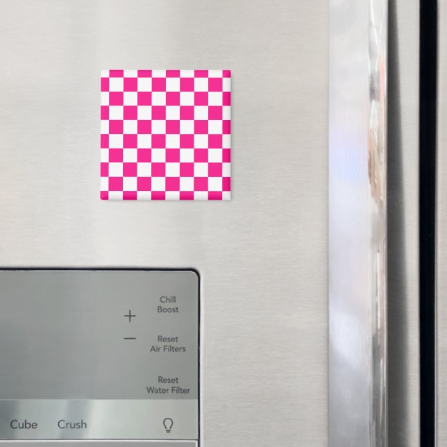 Gekreuzte Quadrate mit weißem, rosa Retro Magnet (In Situ (Kühlschrank))