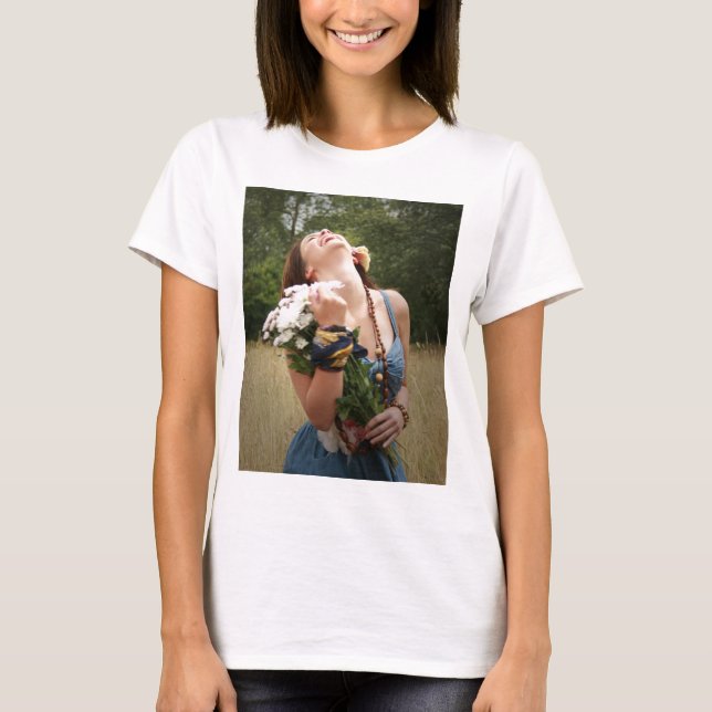 Gelächter ist die beste Medizin T-Shirt (Vorderseite)