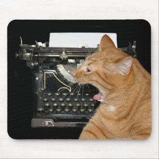gelangweilter Schriftsteller Mousepad