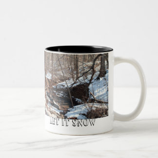 Gelassen ihm schneien zweifarbige tasse