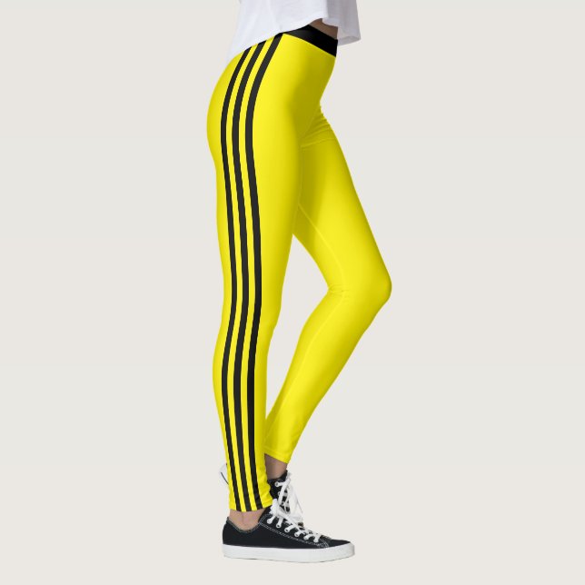 Gelb gestrichene schwarze Streifen Leggings oder F (Rechts)
