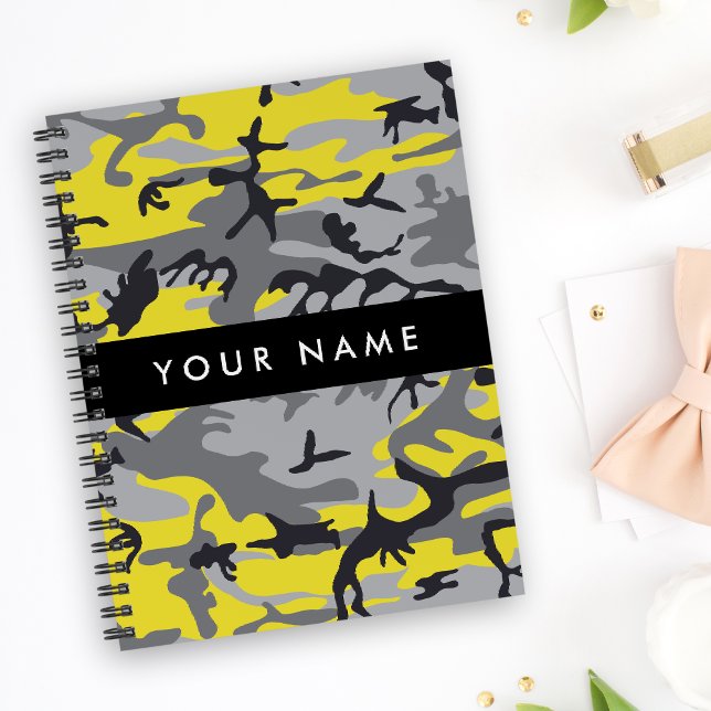 Gelb und Grau Camouflage Ihr Name personalisieren Notizblock (Von Creator hochgeladen)