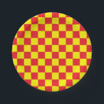 Gelb und Rot Pappteller<br><div class="desc">Abstrakte digitale Kunst von gelben und roten Quadraten in einer karierten Formation.</div>