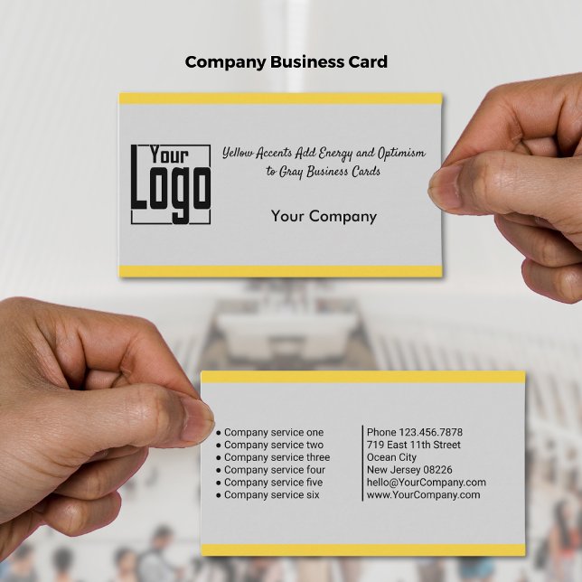 Gelbe Akzente bringen Energie und Optimismus in Gr Visitenkarte (Yellow Accents Add Energy and Optimism to Gray Business Card)